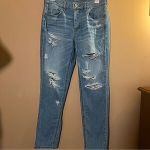 American Eagle Tomgirl distressed jeans